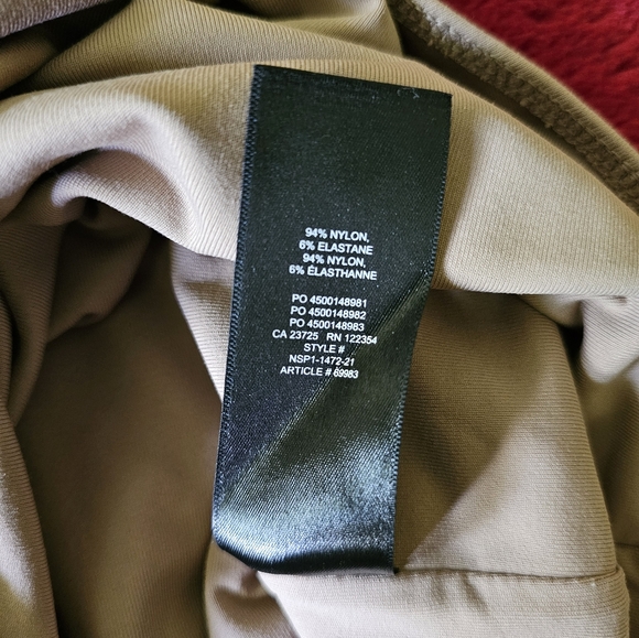 Babaton Contour Tank Bodysuit. Size L - Picture 12 of 13